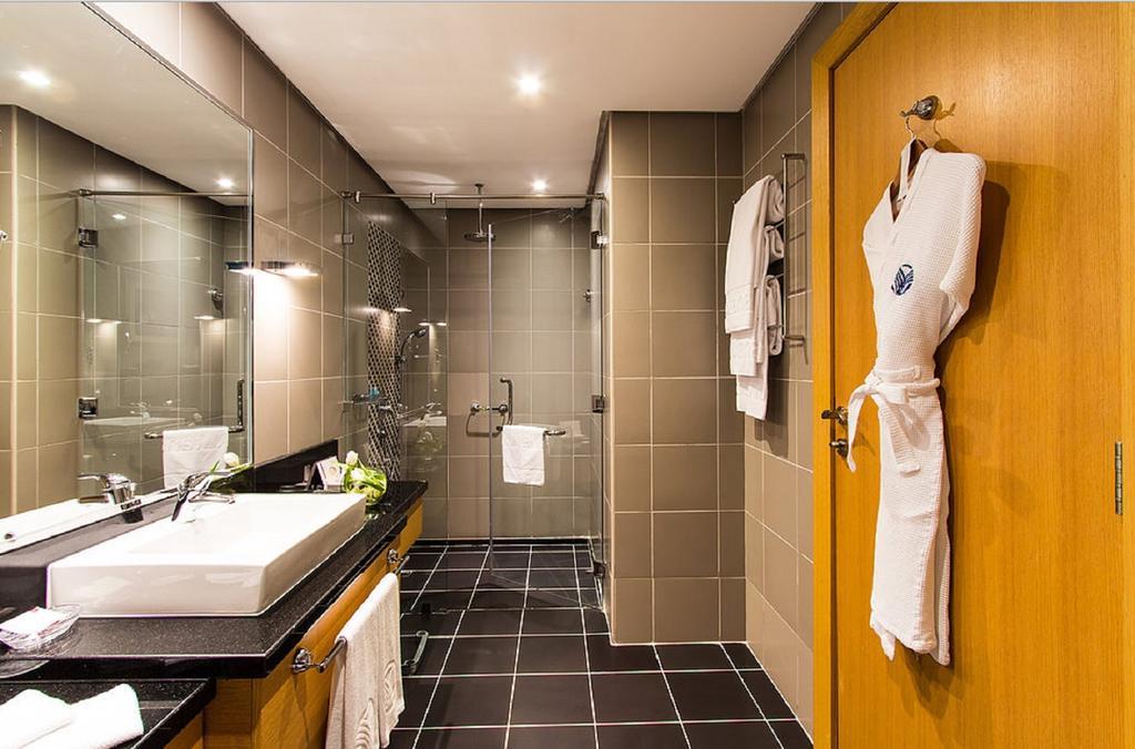 Hala Arjaan By Rotana, Deluxe 4*